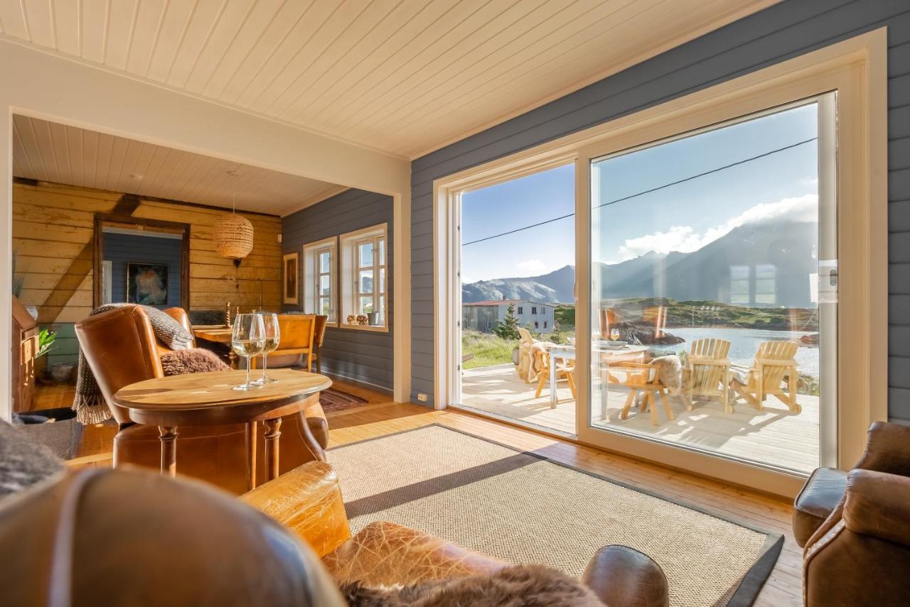 Villa Borgvag - A Unique Seafront Villa In The Heart Of Lofoten Bostad Eksteriør bilde