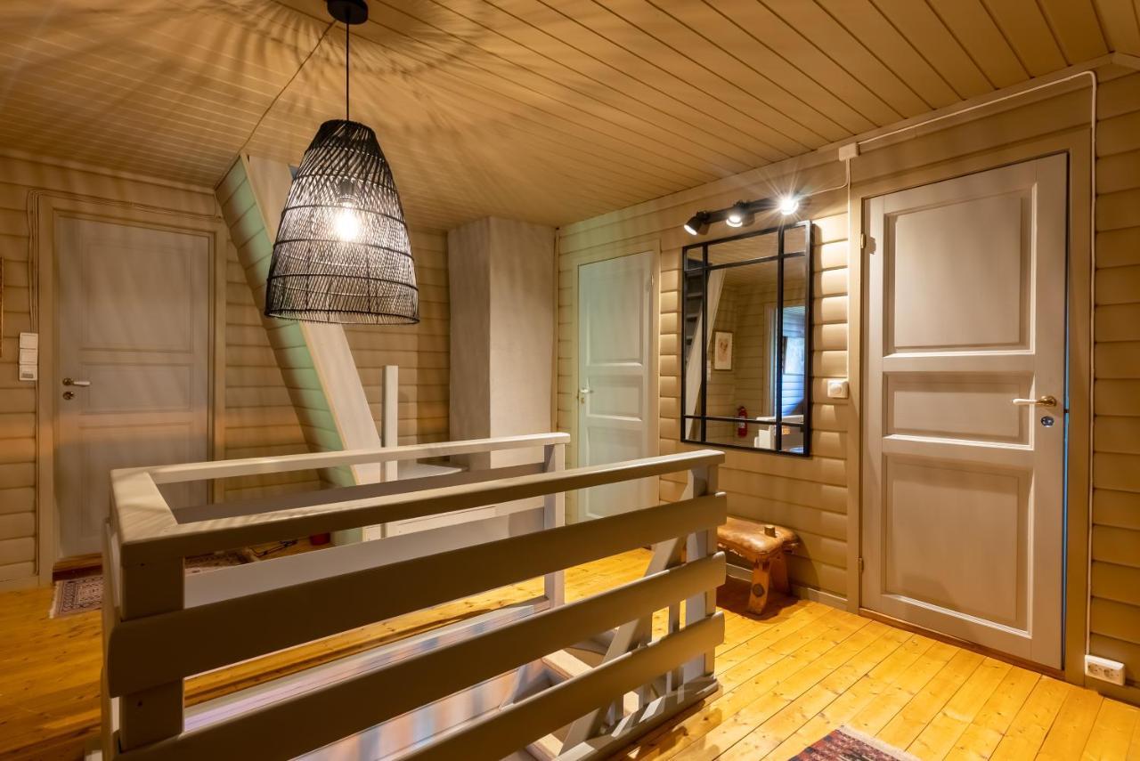 Villa Borgvag - A Unique Seafront Villa In The Heart Of Lofoten Bostad Eksteriør bilde