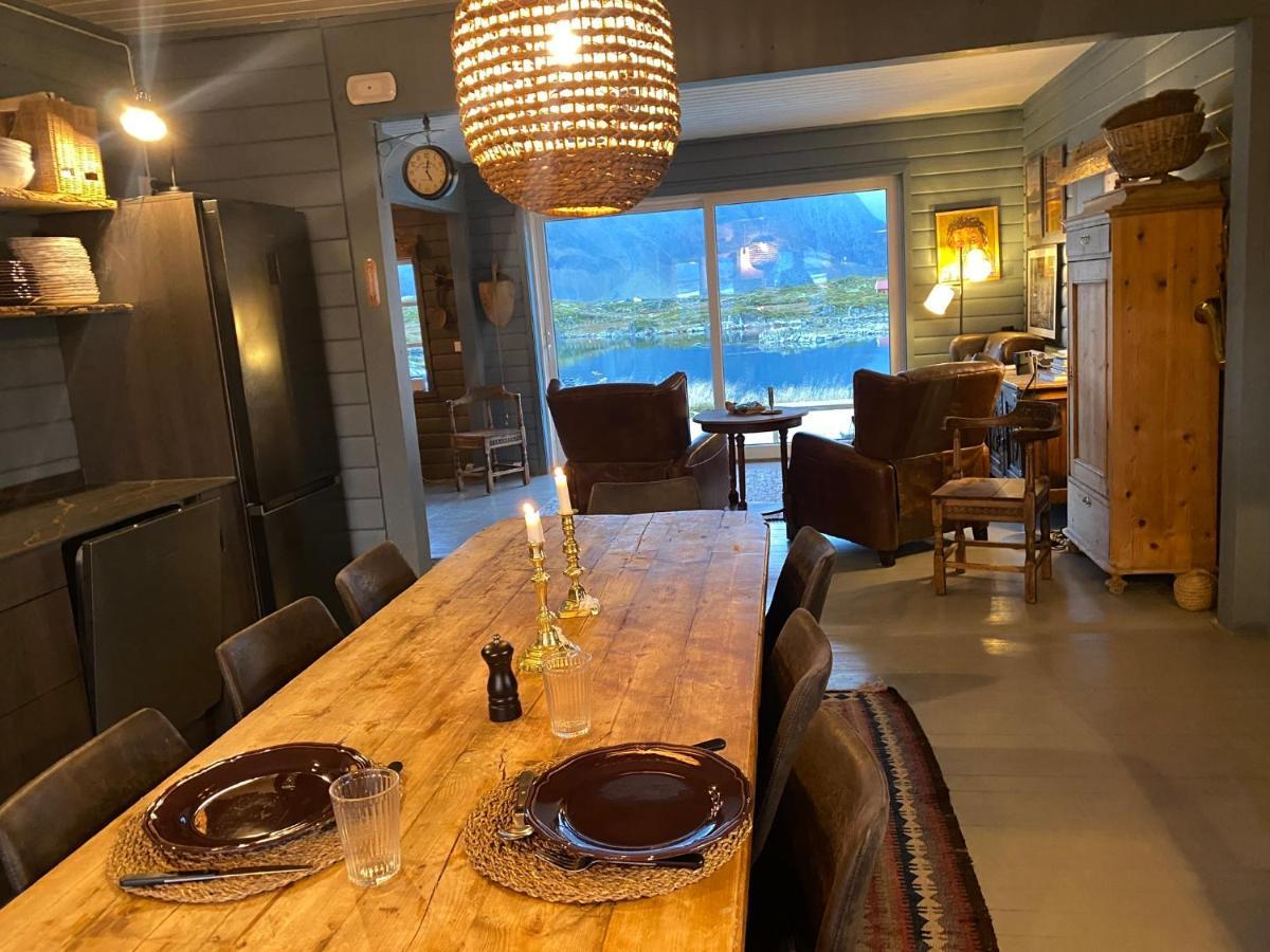 Villa Borgvag - A Unique Seafront Villa In The Heart Of Lofoten Bostad Eksteriør bilde