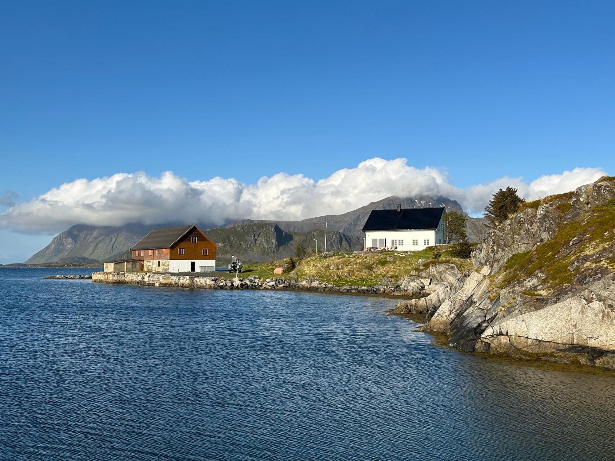 Villa Borgvag - A Unique Seafront Villa In The Heart Of Lofoten Bostad Eksteriør bilde